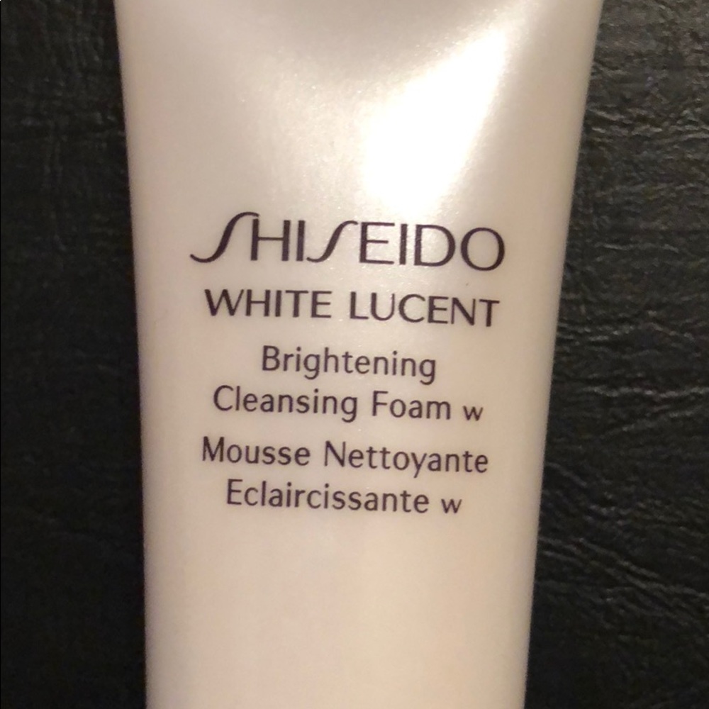Shiseido white lucent travel size face wash